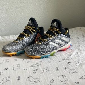 Adidas JAD67 size 2 football cleats